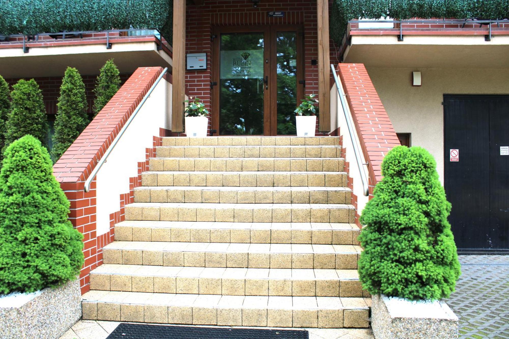 Willa Rubin Nadmorskie Apartamenty Криниця-Морська Екстер'єр фото
